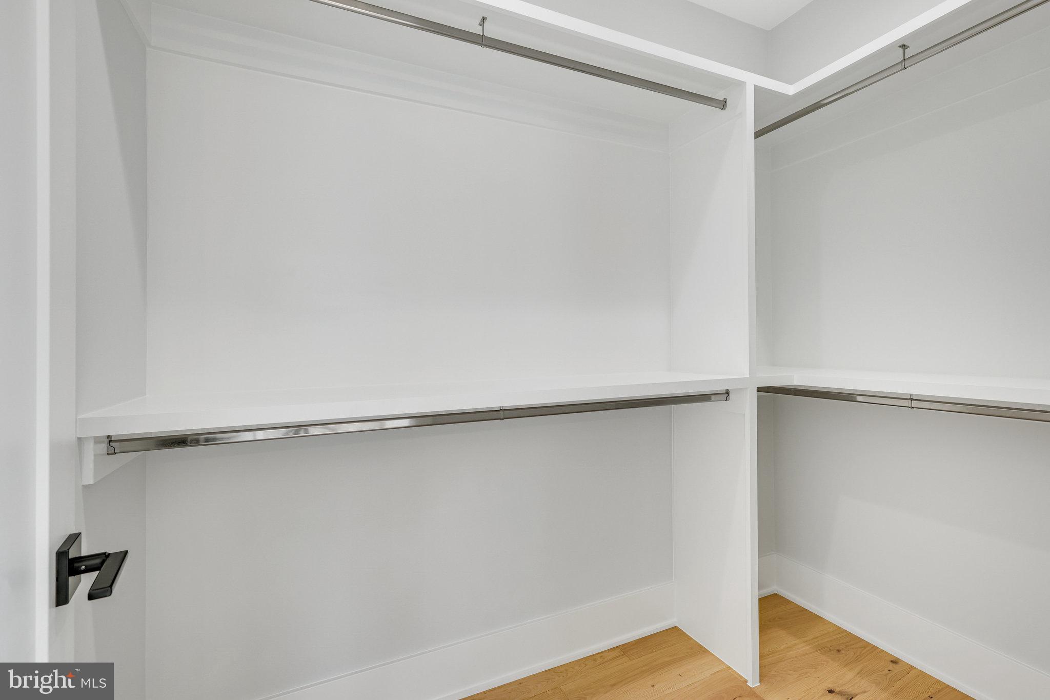 EAST VIENNA WOODS - Residential