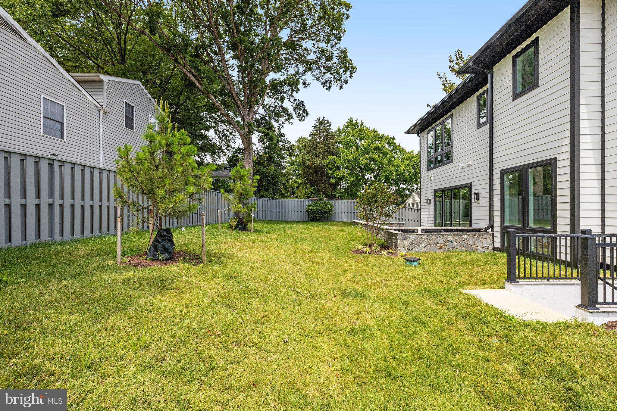 EAST VIENNA WOODS - Residential