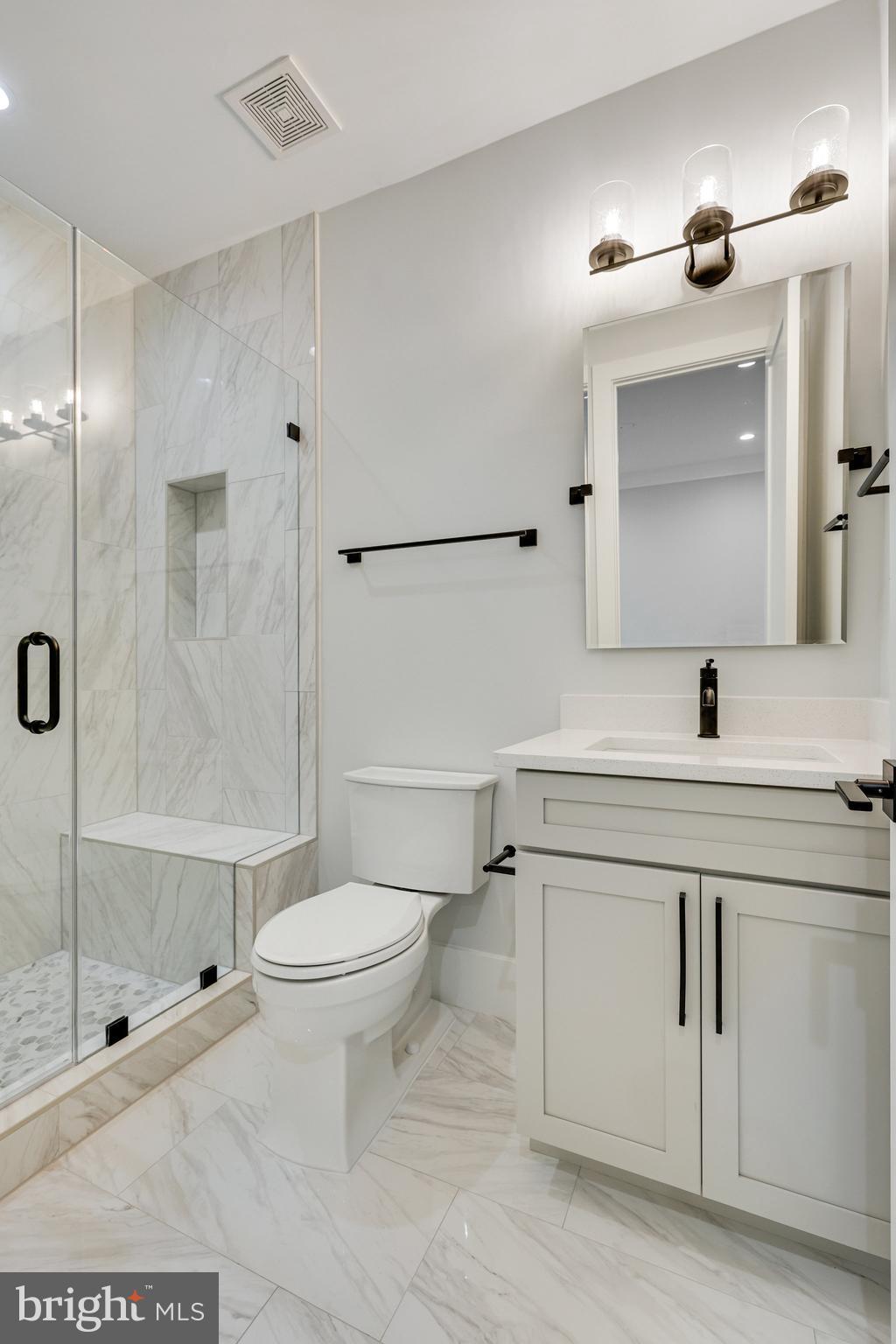 EAST VIENNA WOODS - Residential