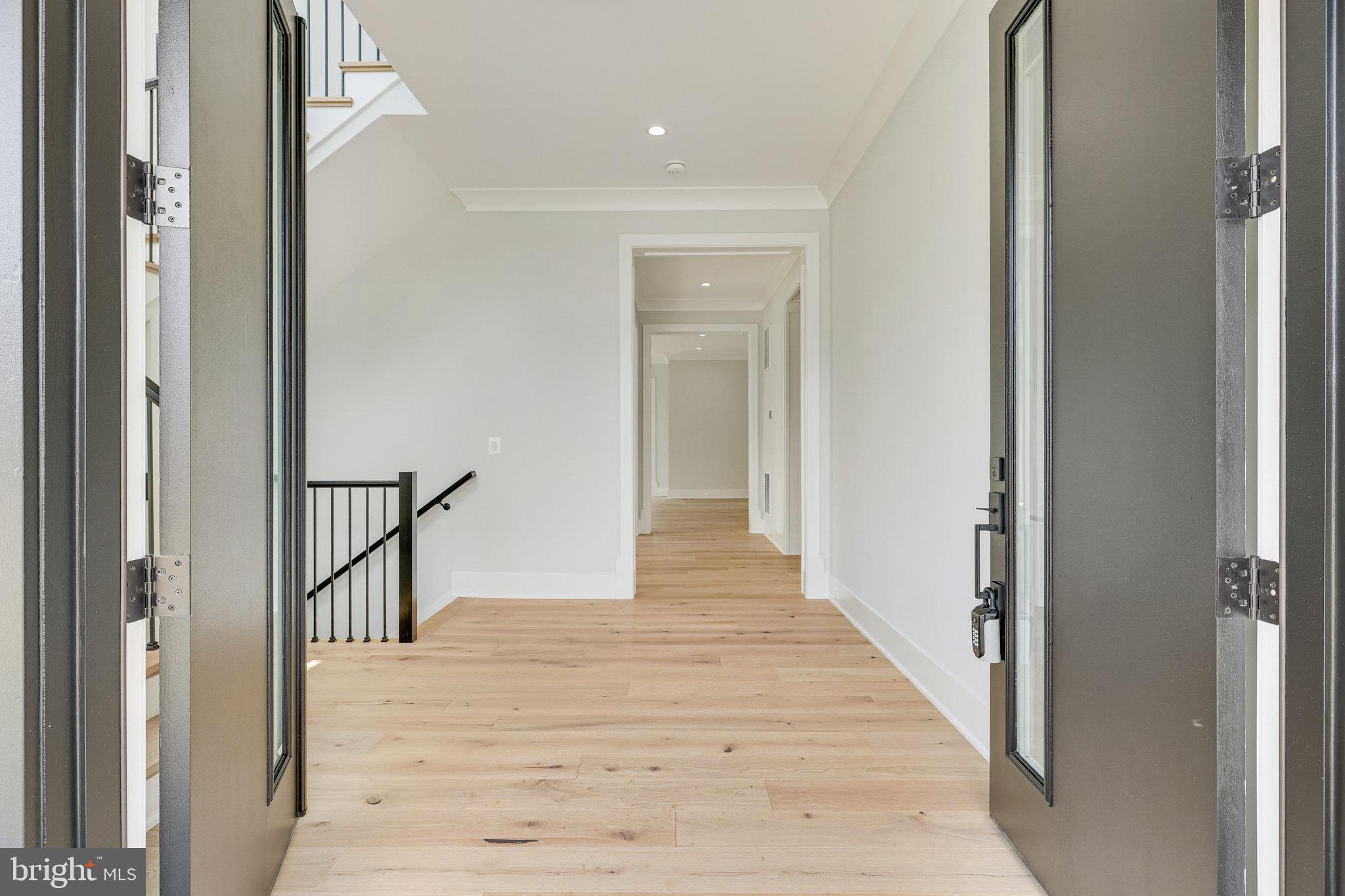 EAST VIENNA WOODS - Residential