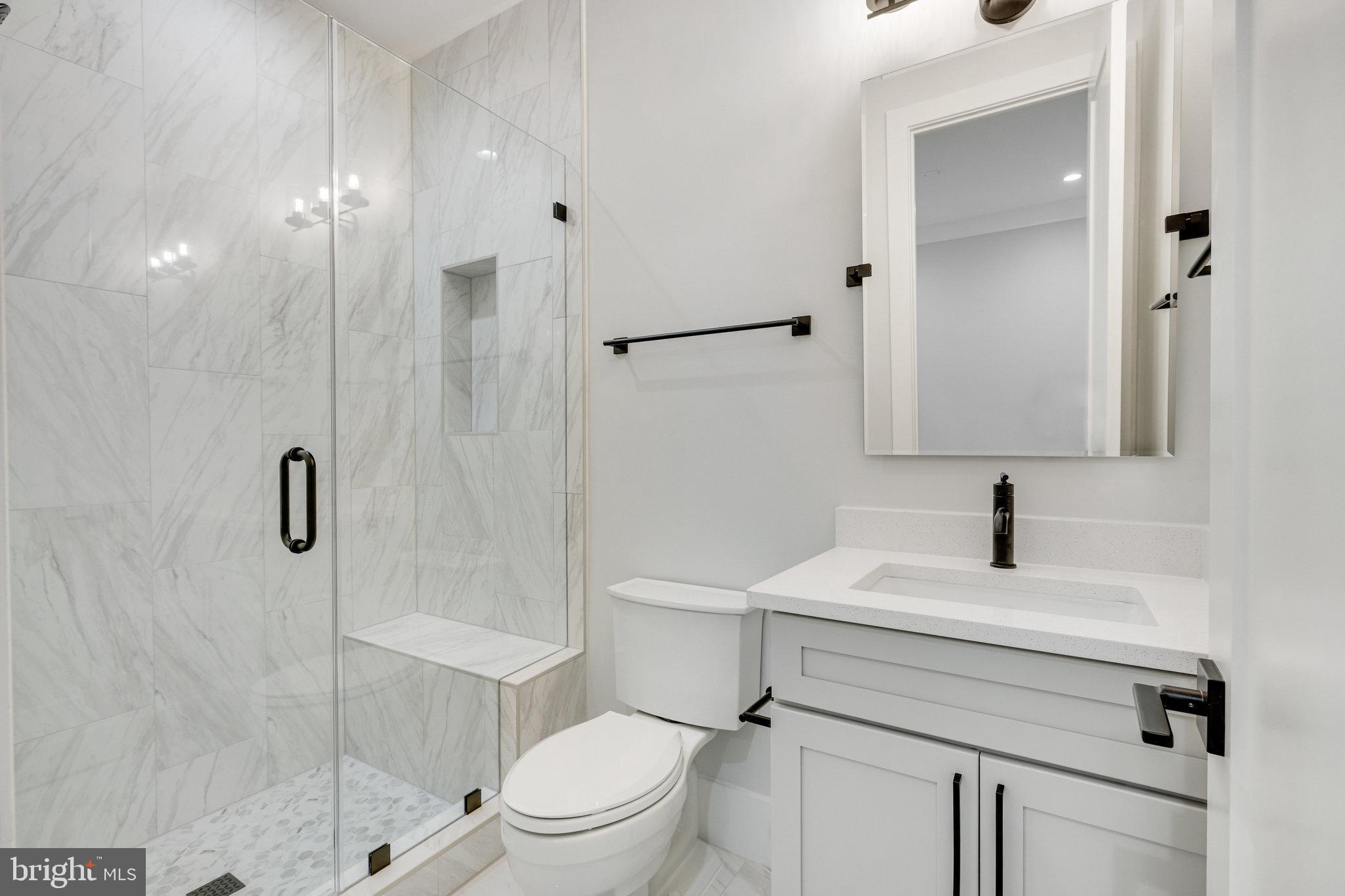 EAST VIENNA WOODS - Residential