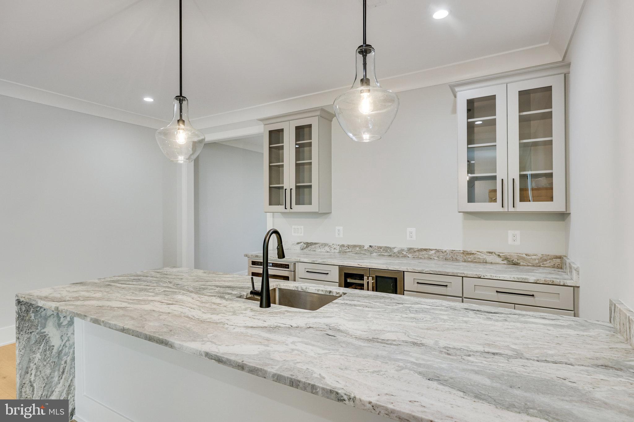 EAST VIENNA WOODS - Residential