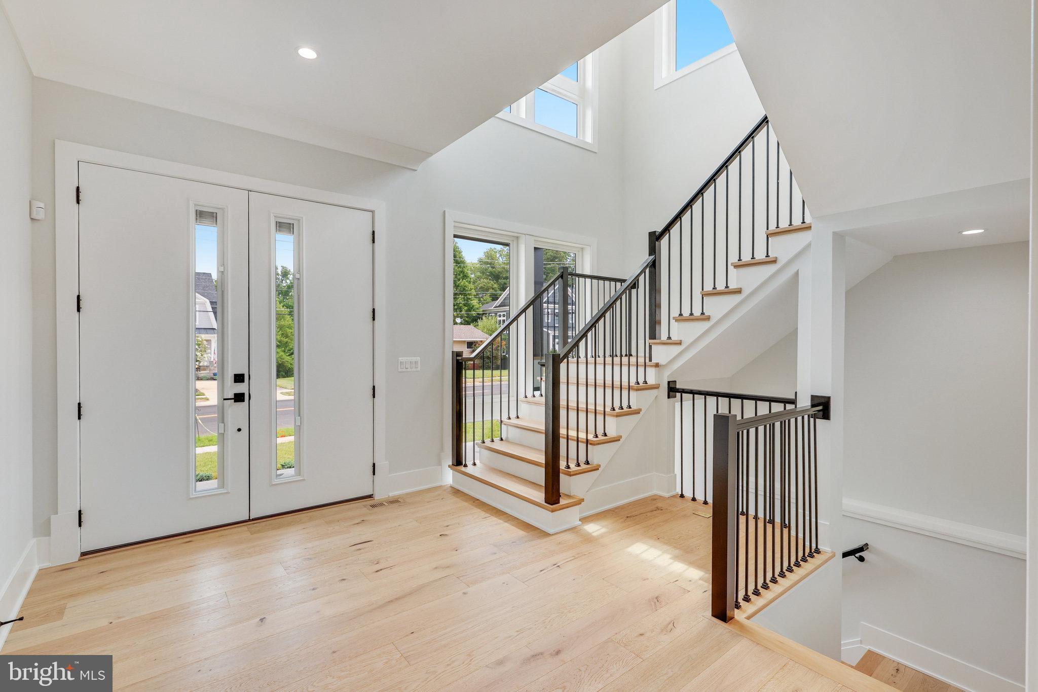 EAST VIENNA WOODS - Residential