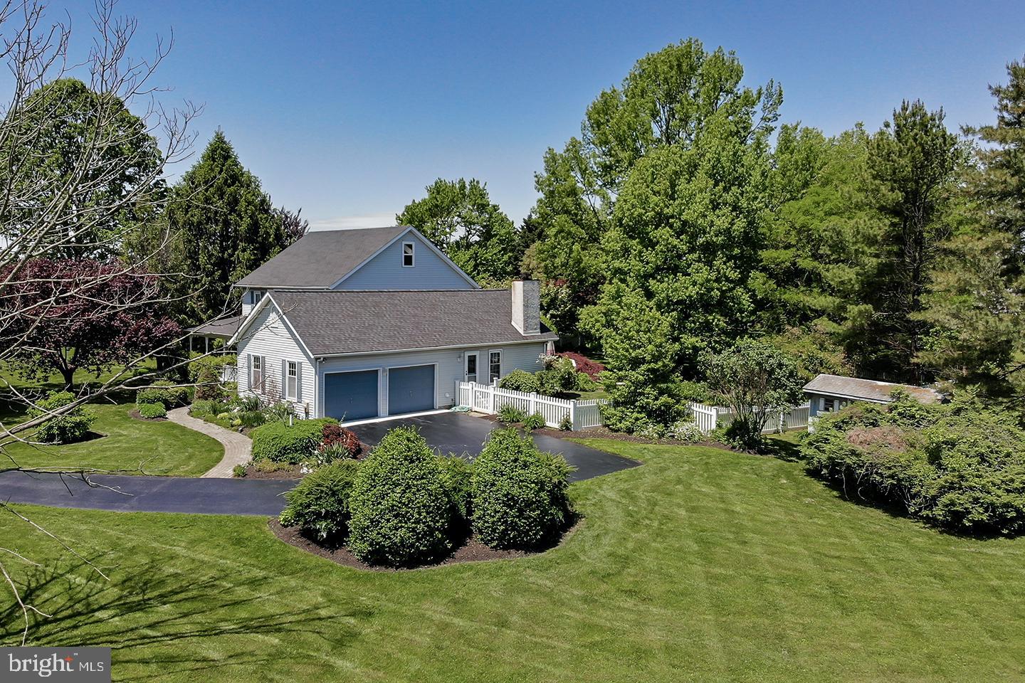 MEADOW WOODS - Residential