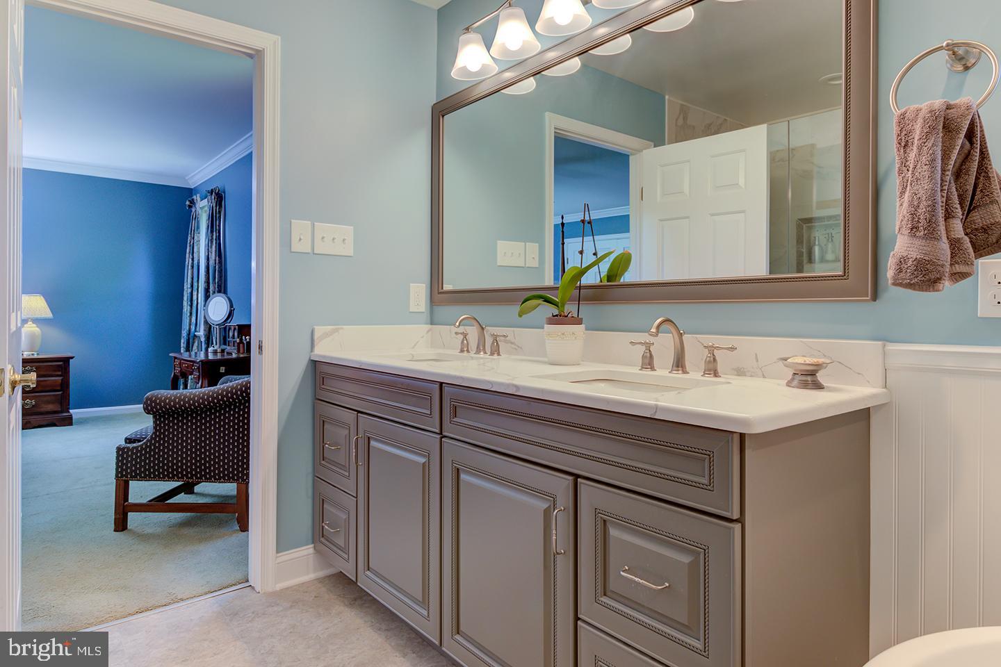 MEADOW WOODS - Residential