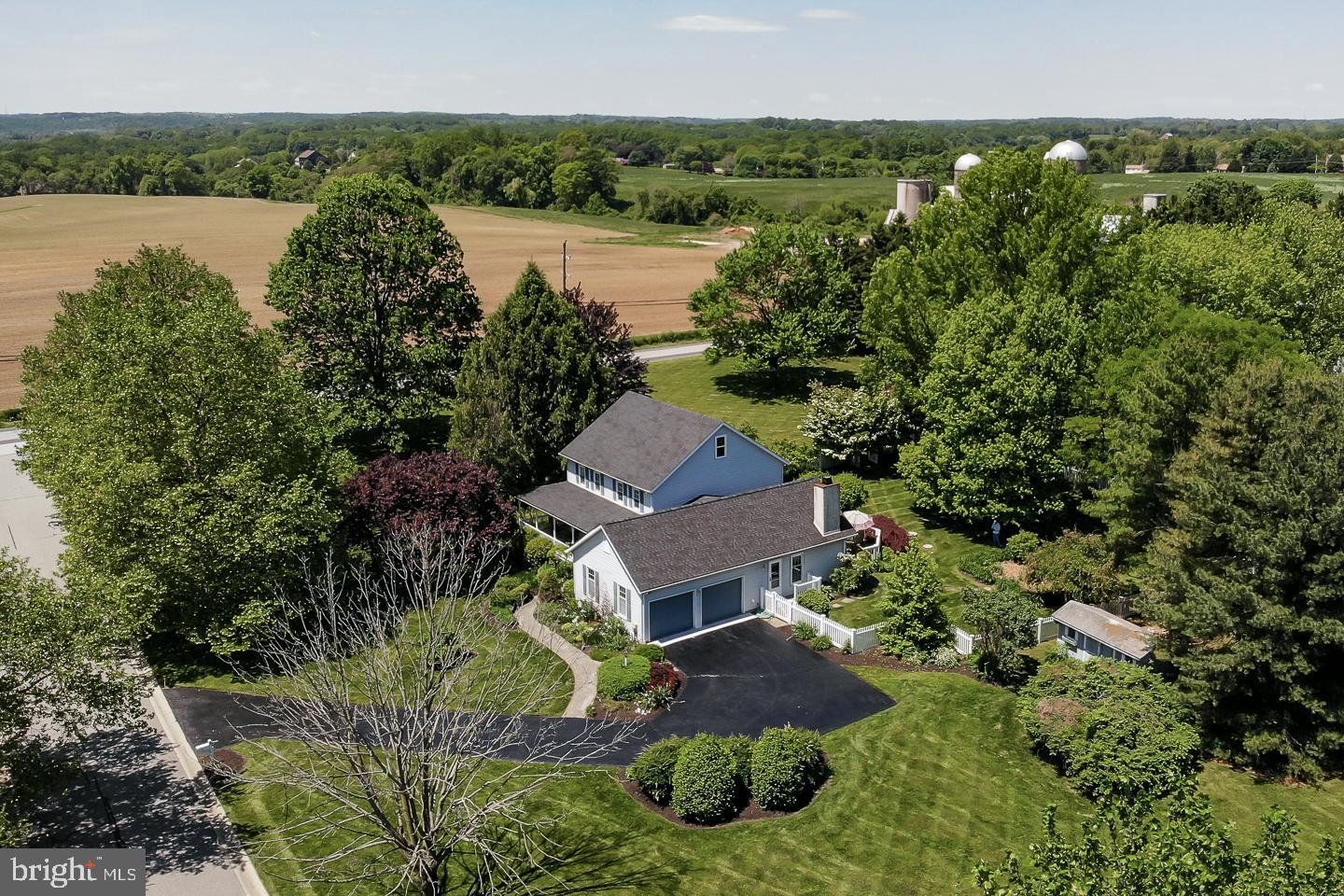 MEADOW WOODS - Residential