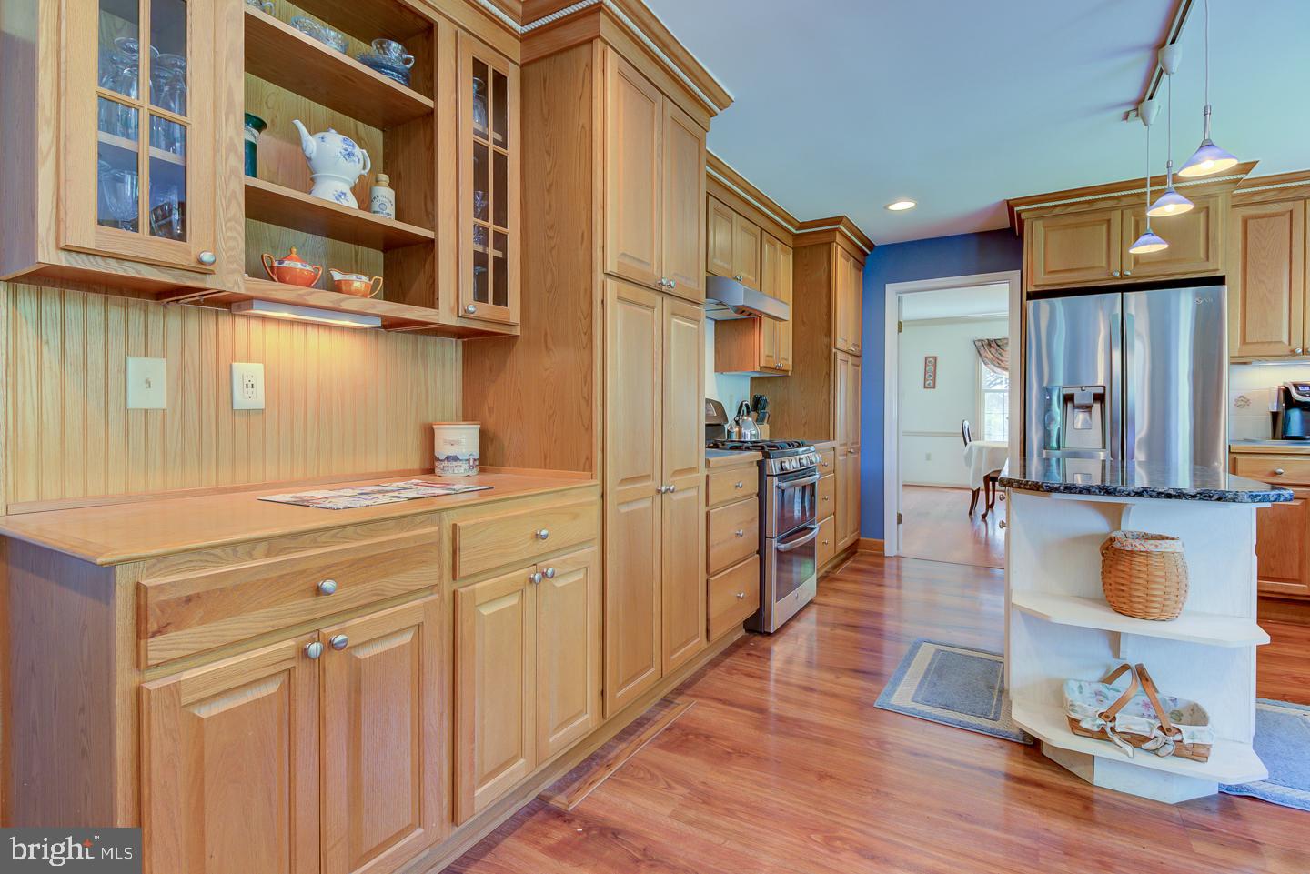 MEADOW WOODS - Residential