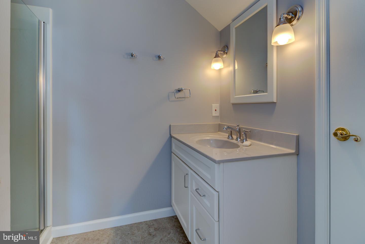 MEADOW WOODS - Residential