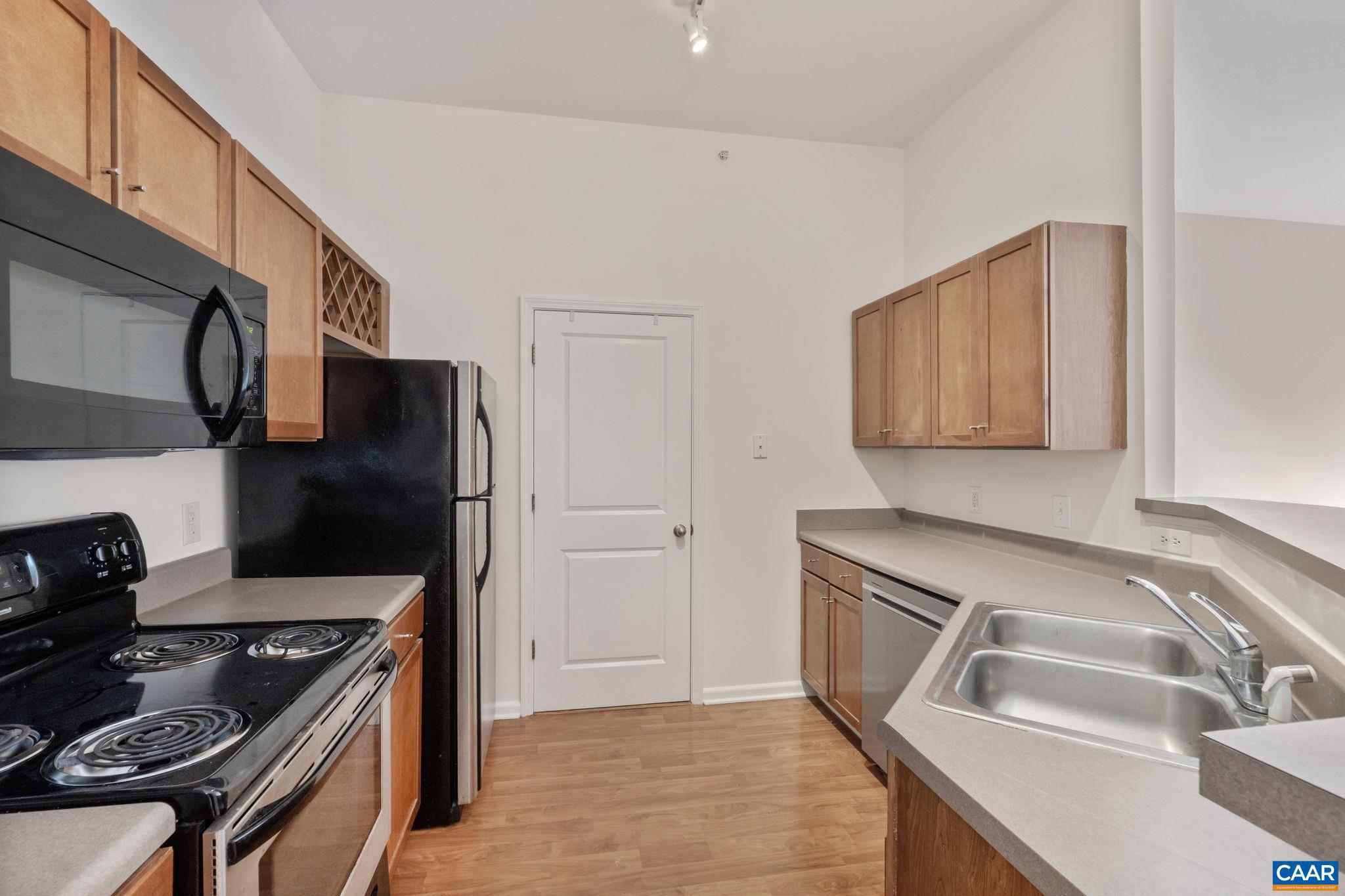 WALKER SQUARE CONDOS - Residential