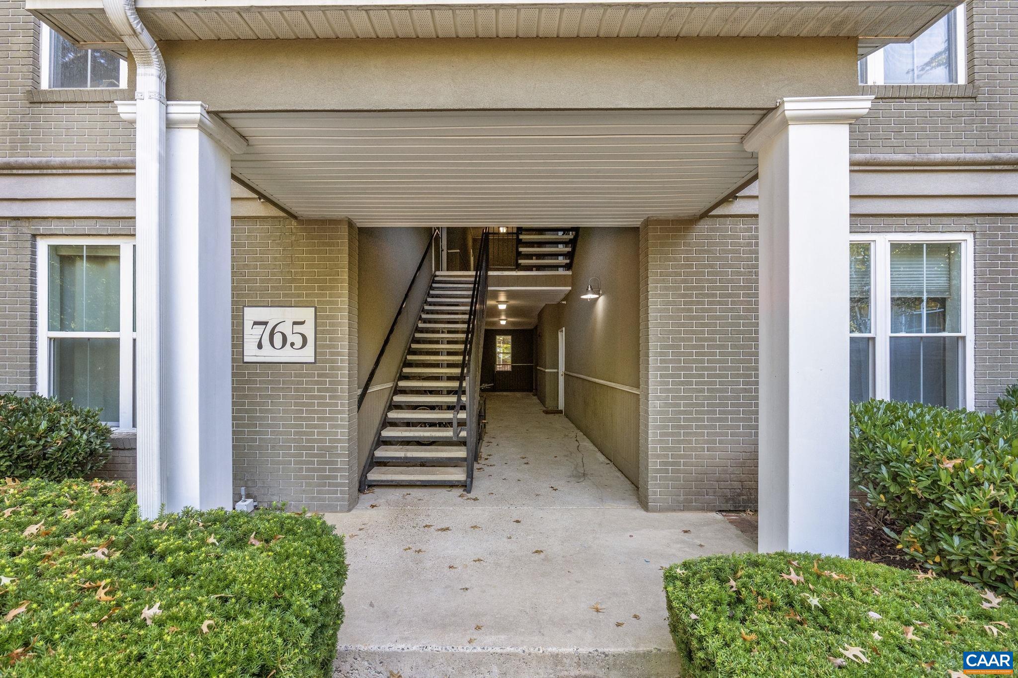 WALKER SQUARE CONDOS - Residential