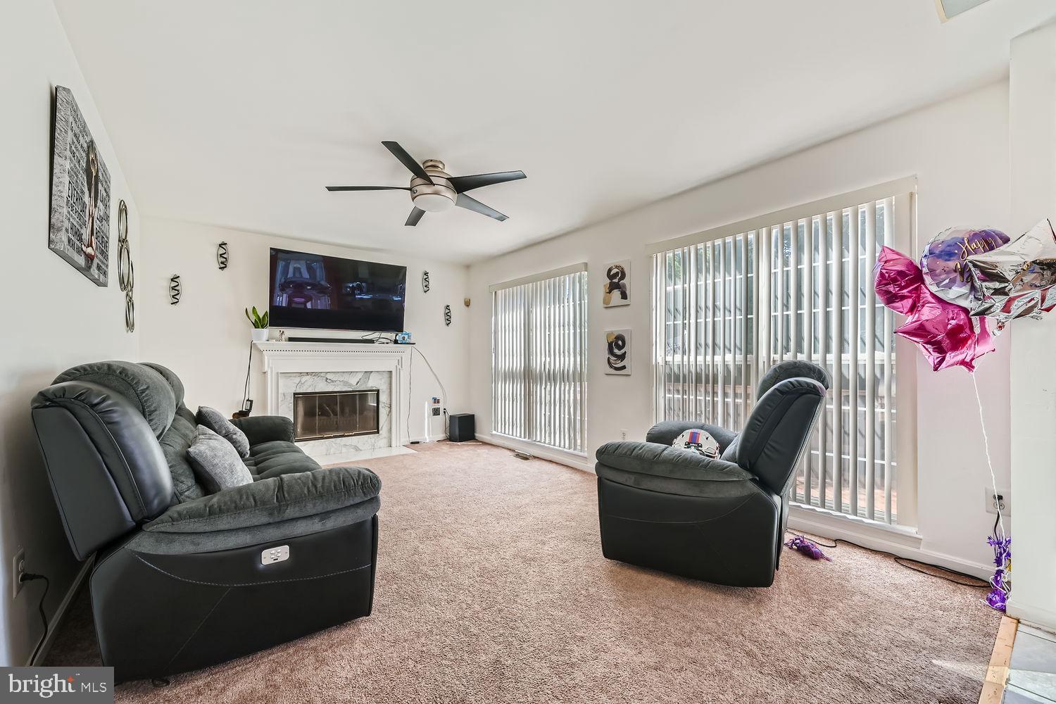 ROLLING RIDGE - Residential