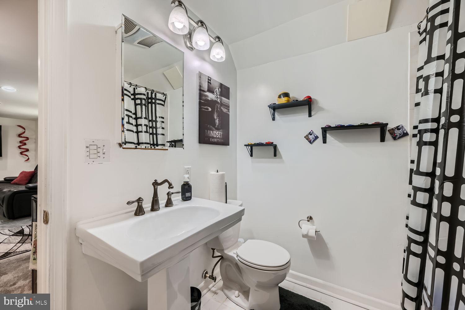 ROLLING RIDGE - Residential