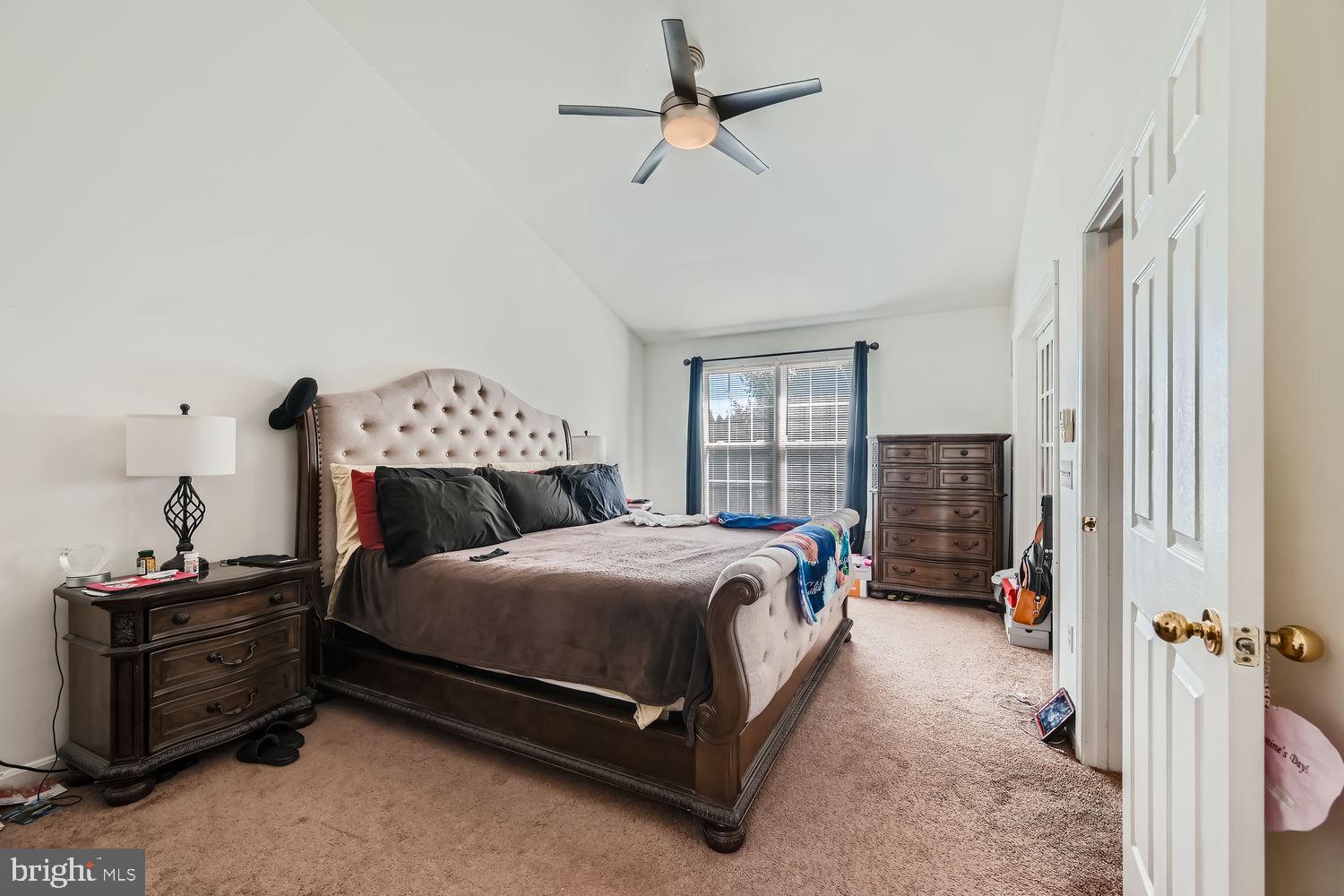 ROLLING RIDGE - Residential