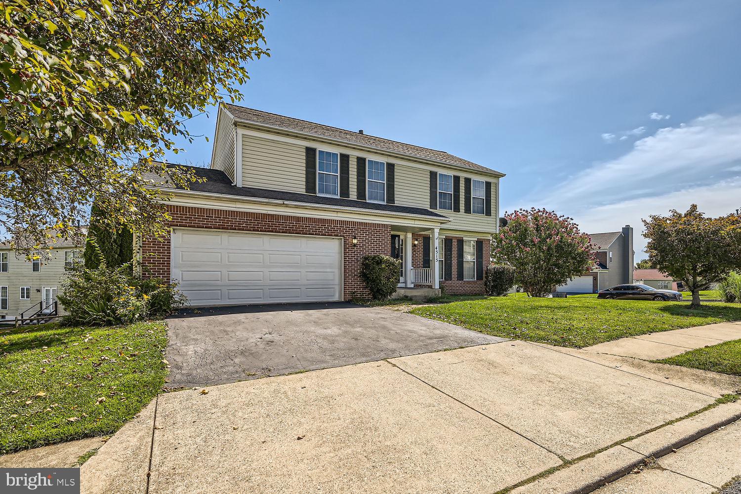 ROLLING RIDGE - Residential