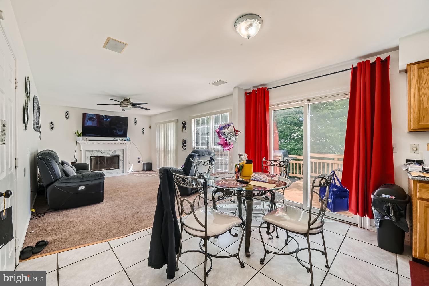 ROLLING RIDGE - Residential