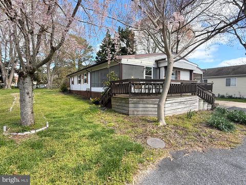 Mobile Home For Sale - 26943 Blue Jay Lane #622<br/> LONG NECK, DE 19966
