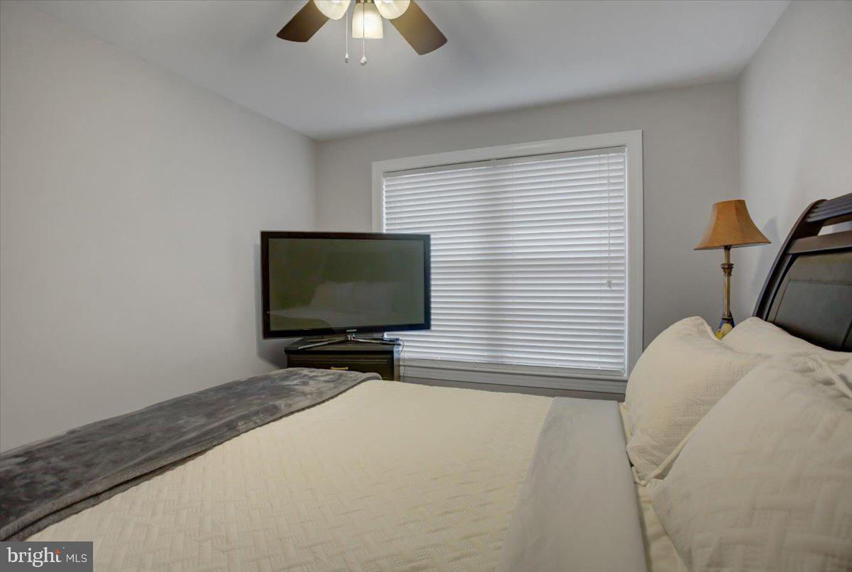 MOUNTAIN VIEW - Residential