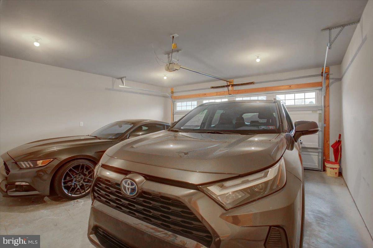 MOUNTAIN VIEW - Residential