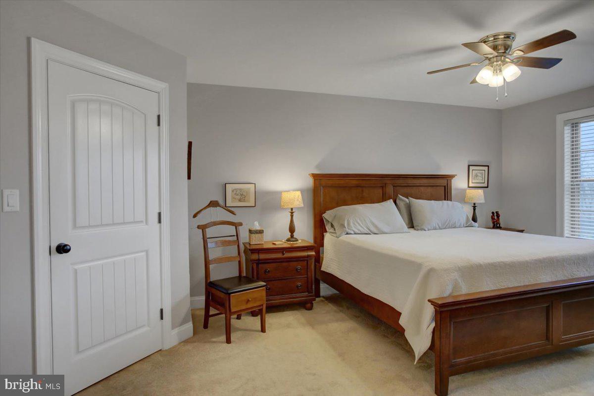 MOUNTAIN VIEW - Residential