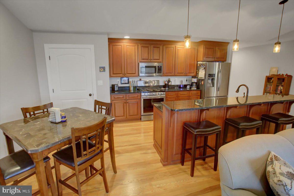 MOUNTAIN VIEW - Residential