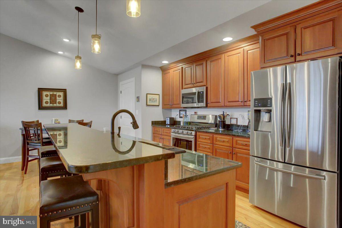 MOUNTAIN VIEW - Residential