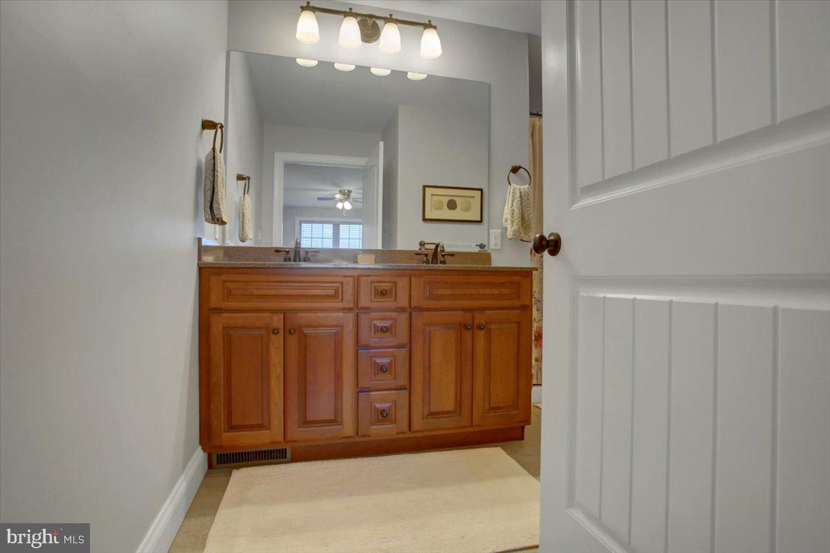 MOUNTAIN VIEW - Residential