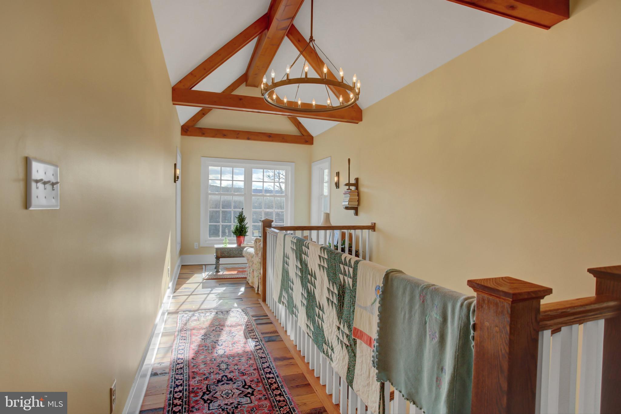 WHITETAIL MOUNTAINSIDE HOMES - Residential