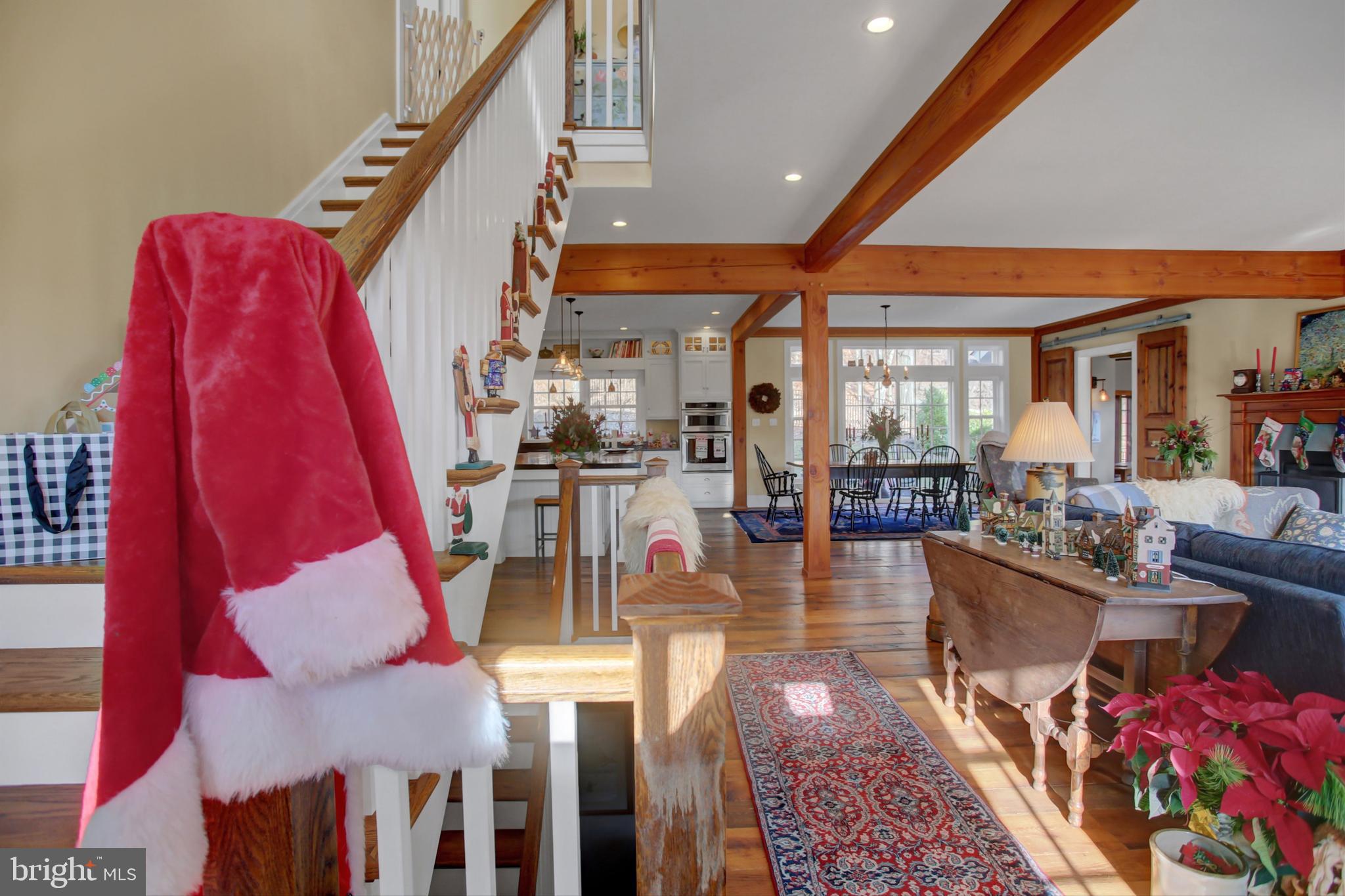 WHITETAIL MOUNTAINSIDE HOMES - Residential