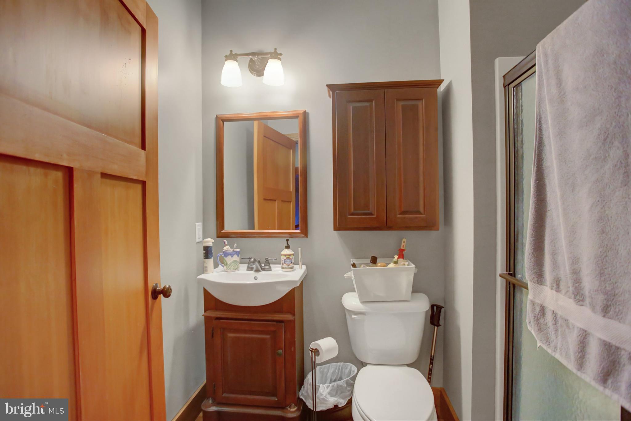 WHITETAIL MOUNTAINSIDE HOMES - Residential