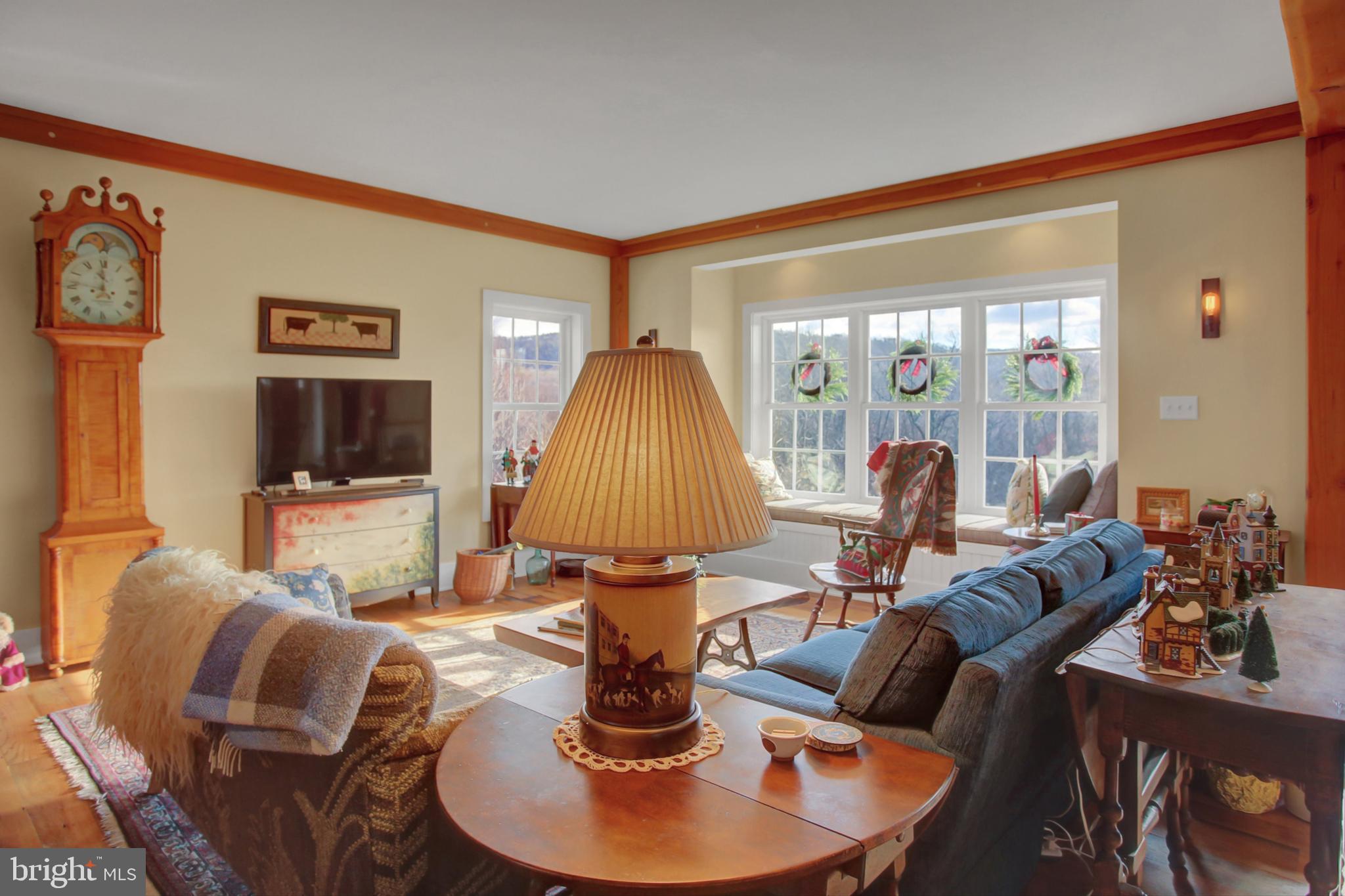 WHITETAIL MOUNTAINSIDE HOMES - Residential