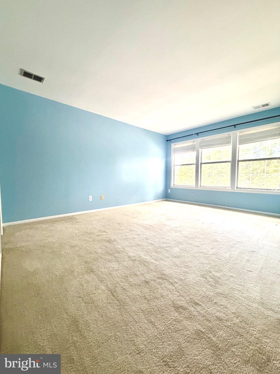 306 TRINITY COURT 12