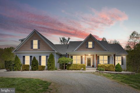 5761 AGECROFT ROAD SPOTSYLVANIA VA 22551