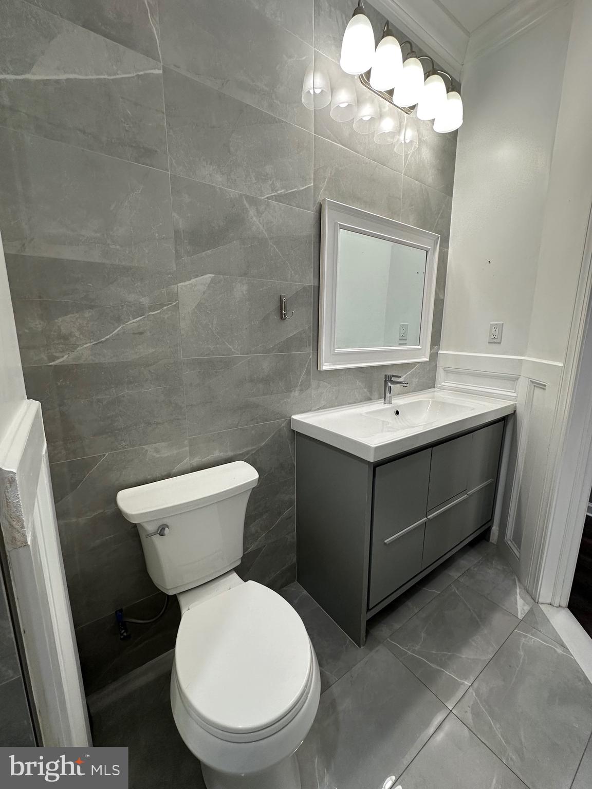 PASSYUNK SQUARE - Residential Lease