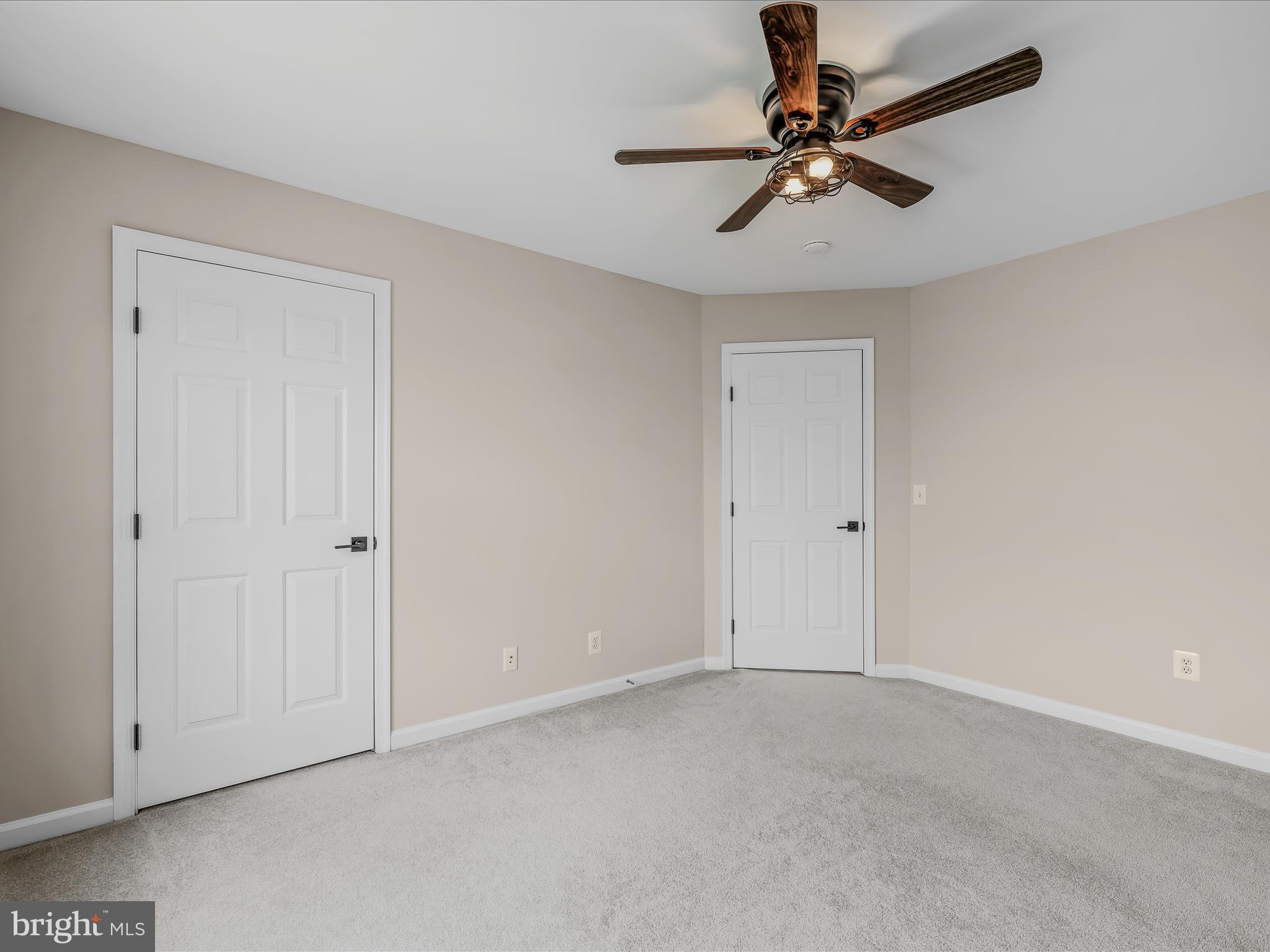 LOCUST HILL - Residential