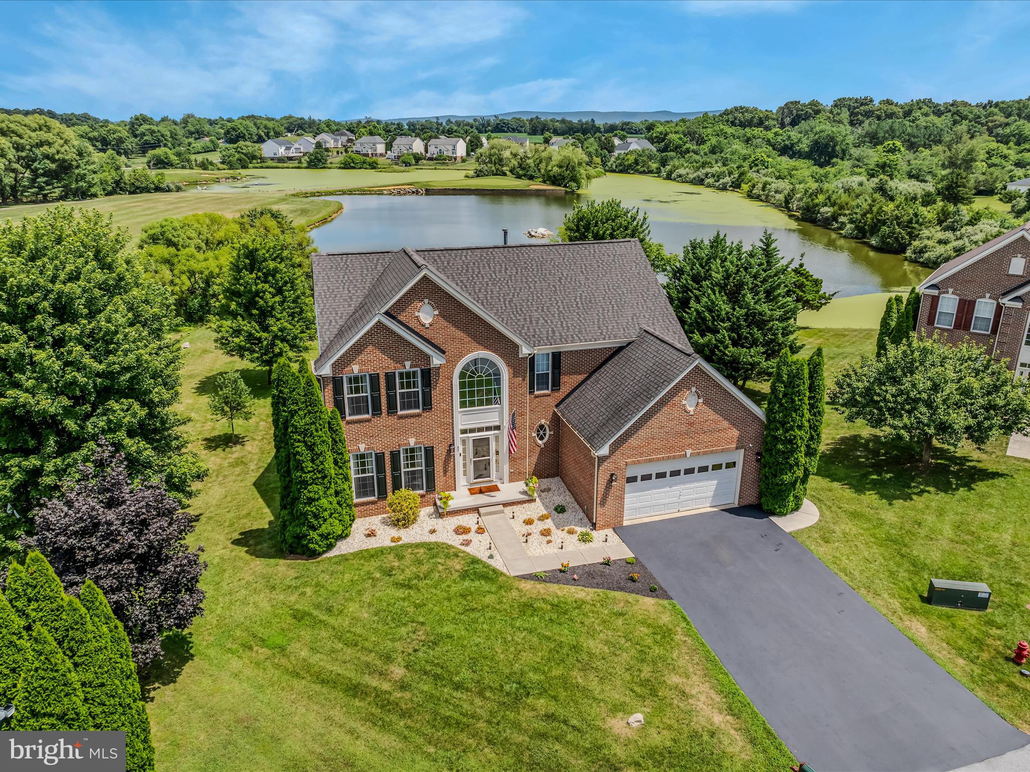 LOCUST HILL - Residential