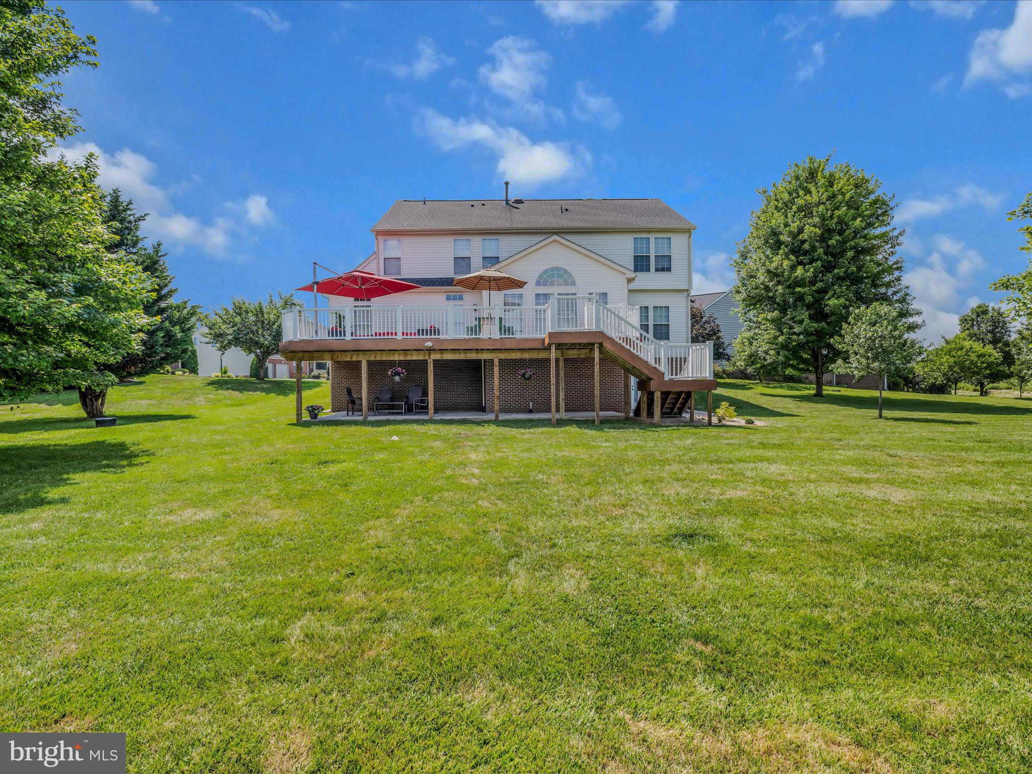 LOCUST HILL - Residential