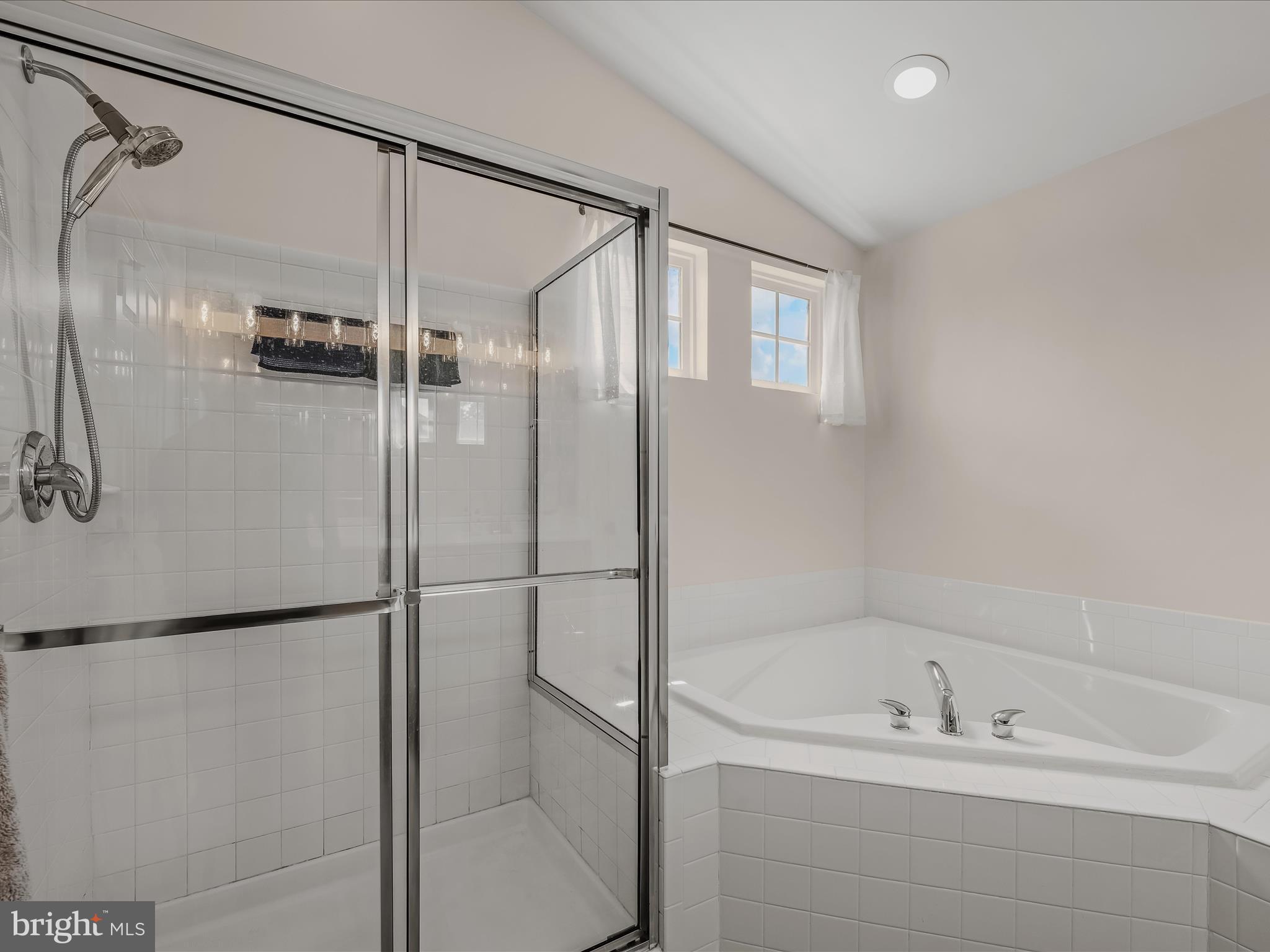 LOCUST HILL - Residential