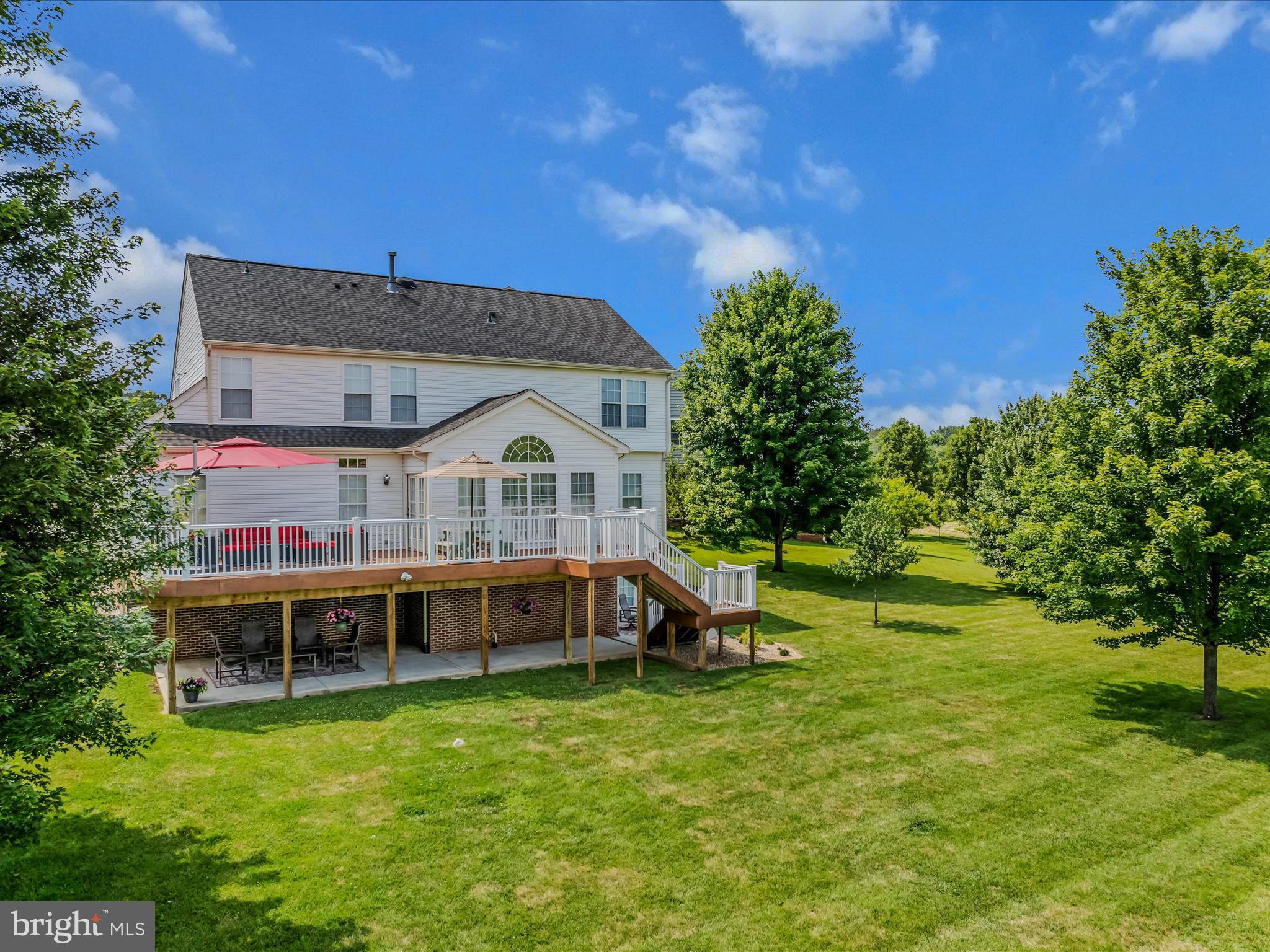 LOCUST HILL - Residential