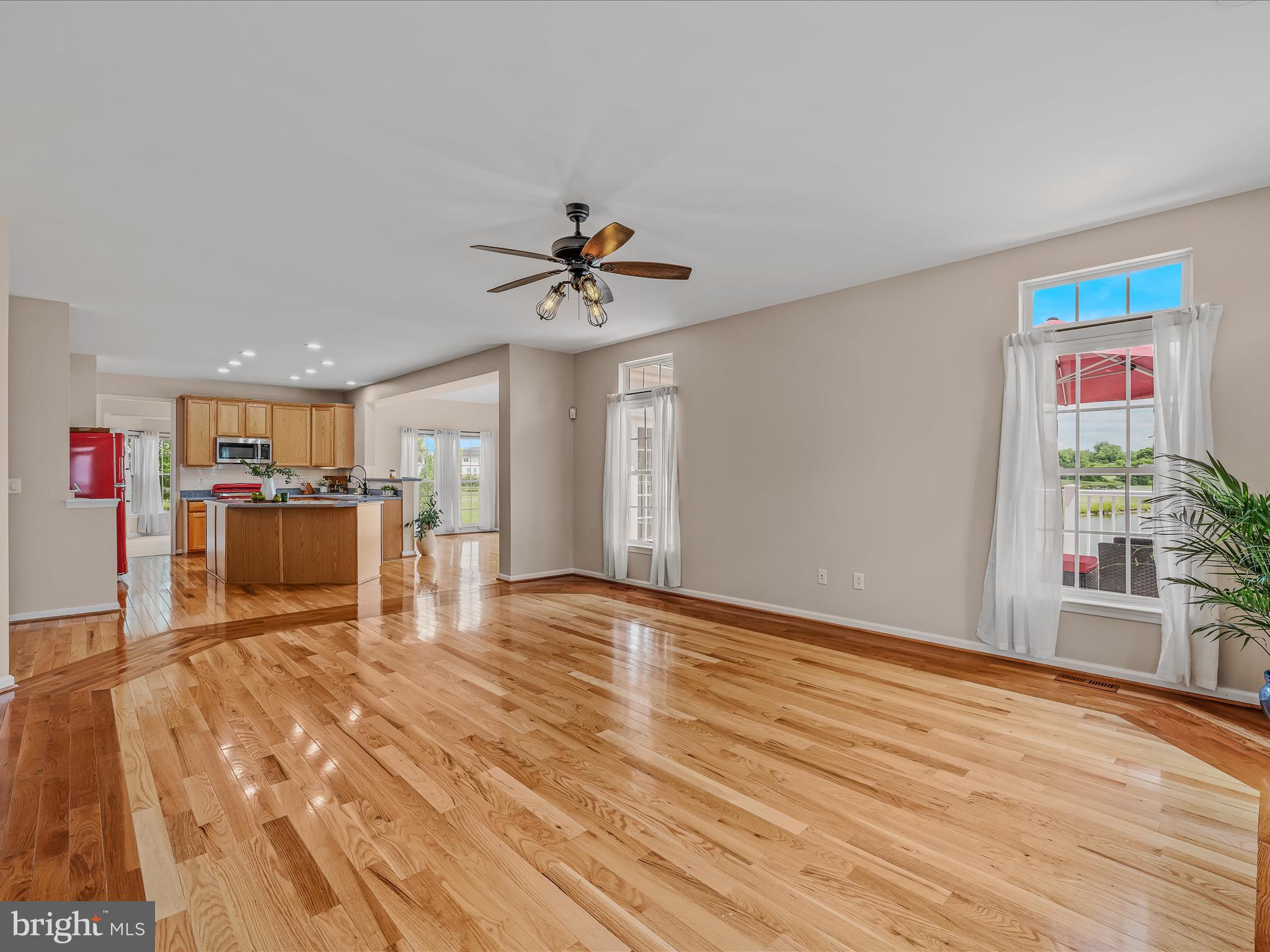 LOCUST HILL - Residential