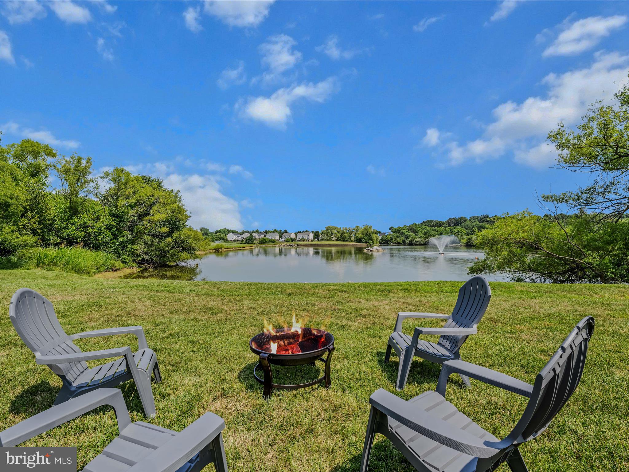 LOCUST HILL - Residential