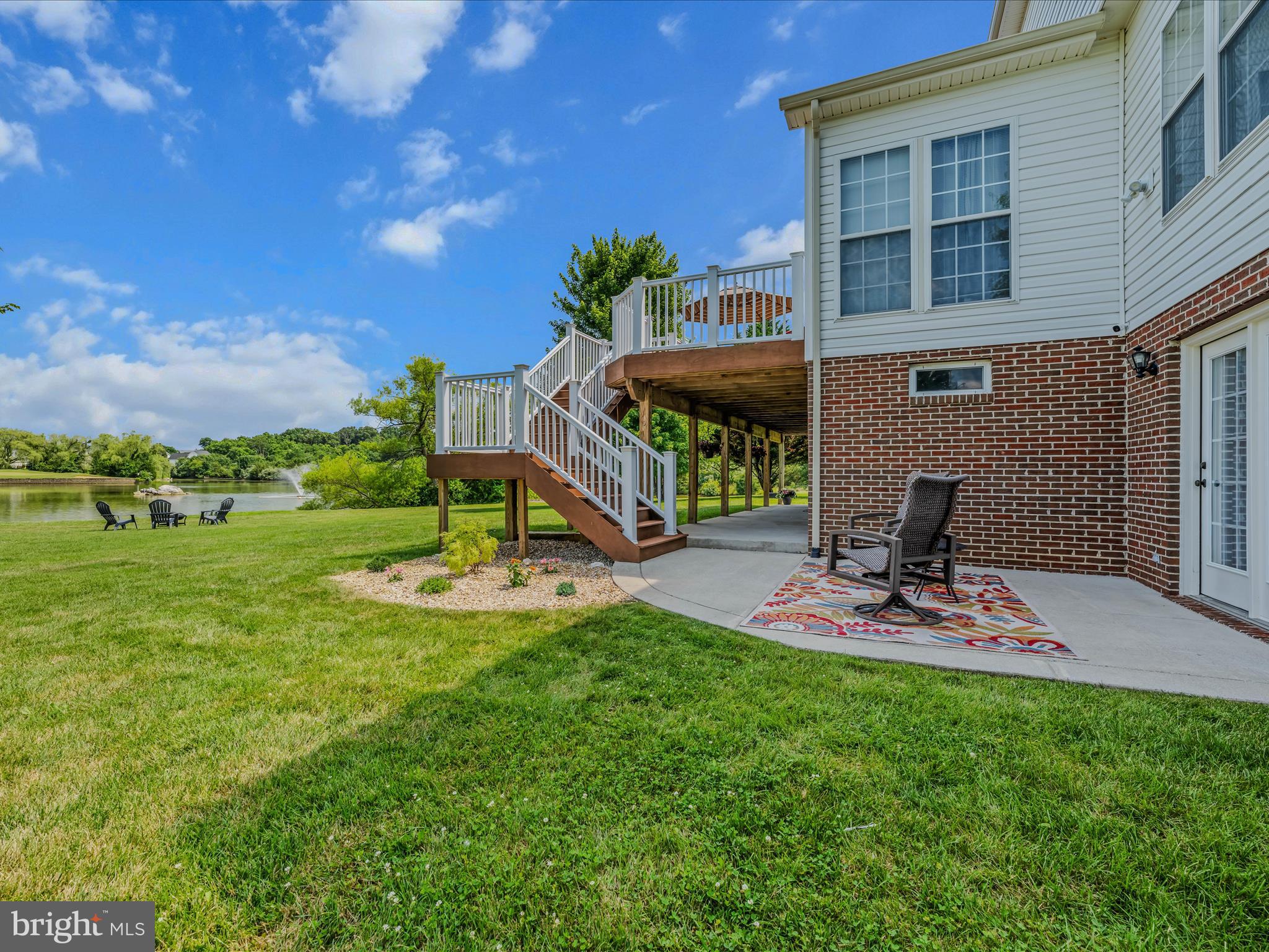 LOCUST HILL - Residential