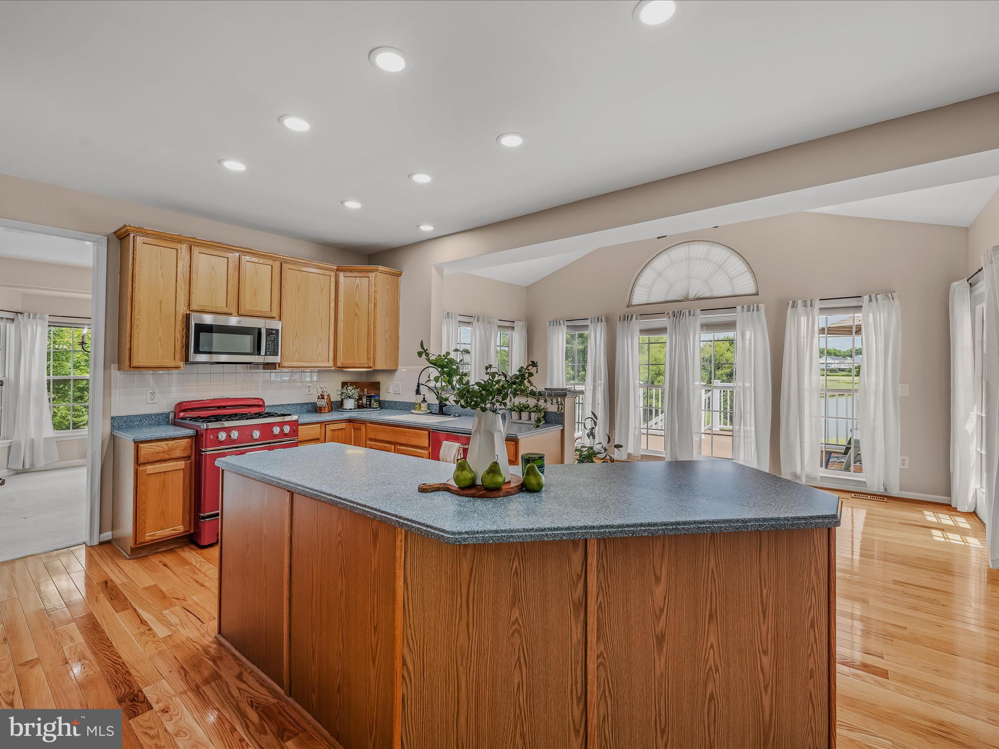 LOCUST HILL - Residential