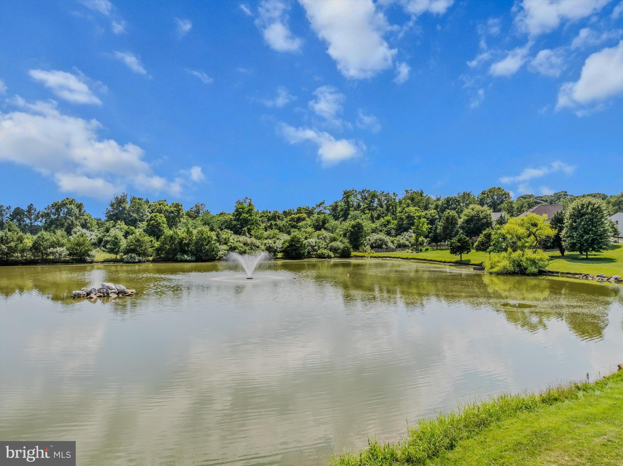 LOCUST HILL - Residential