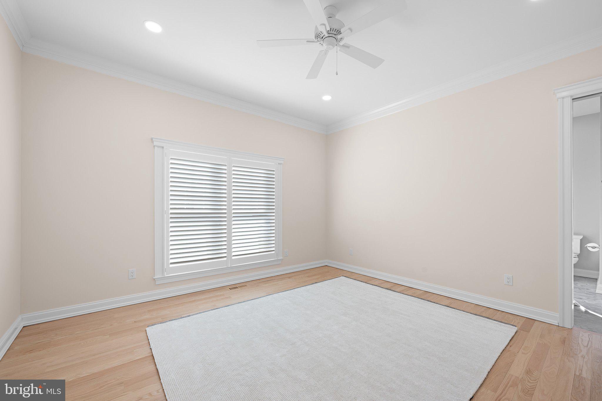 SALT POND - Residential