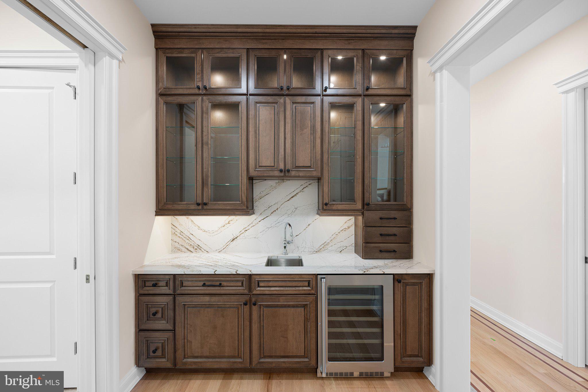 SALT POND - Residential