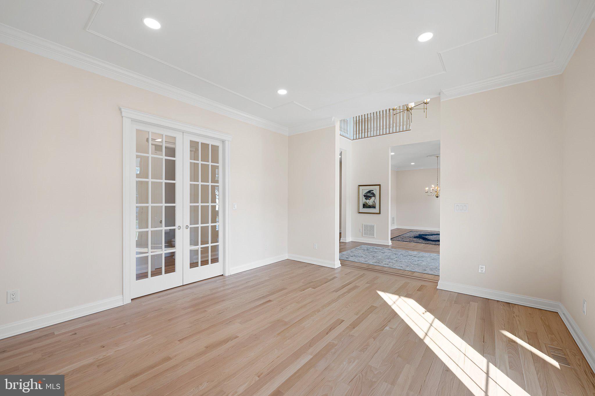 SALT POND - Residential