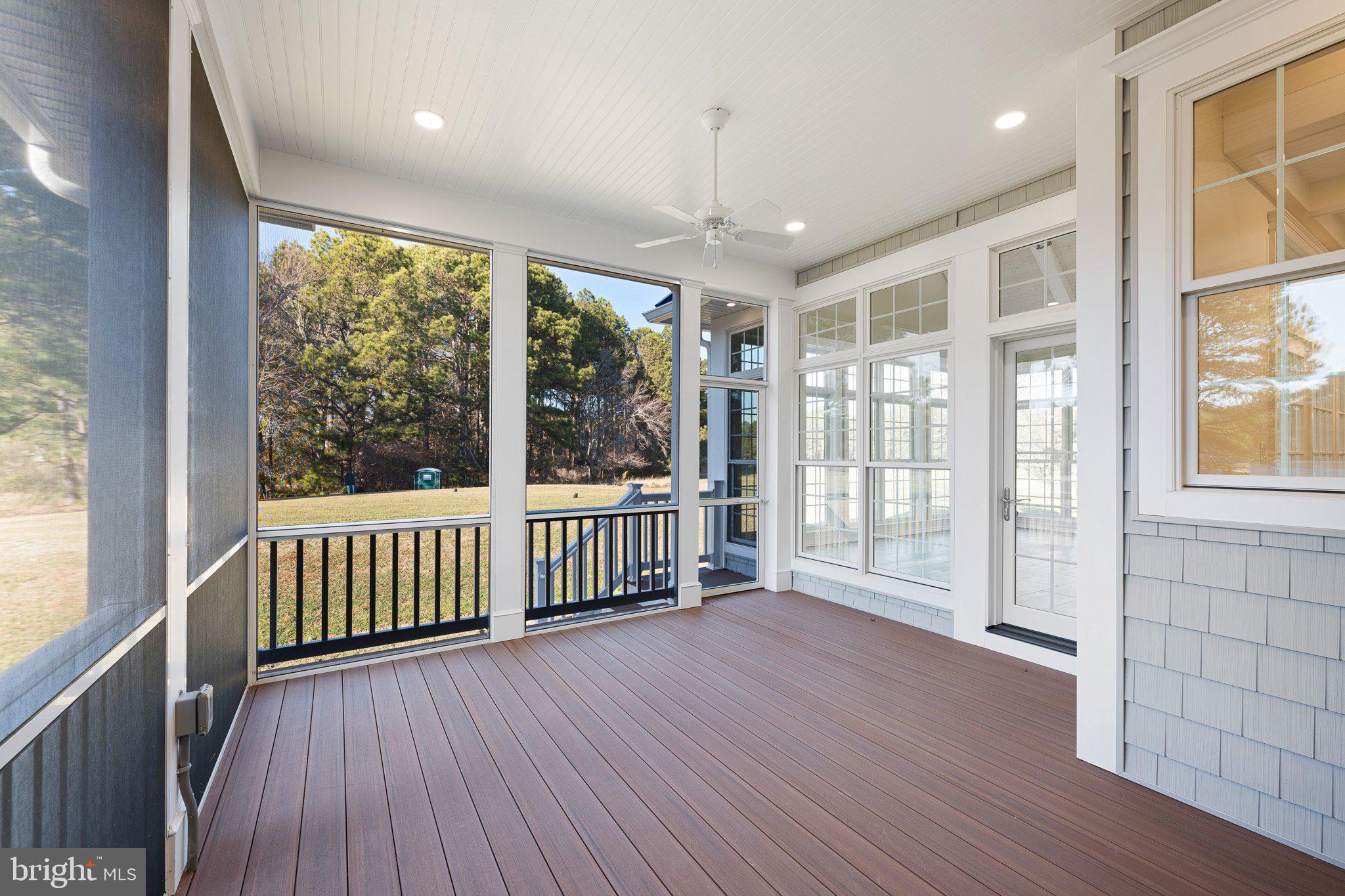 SALT POND - Residential