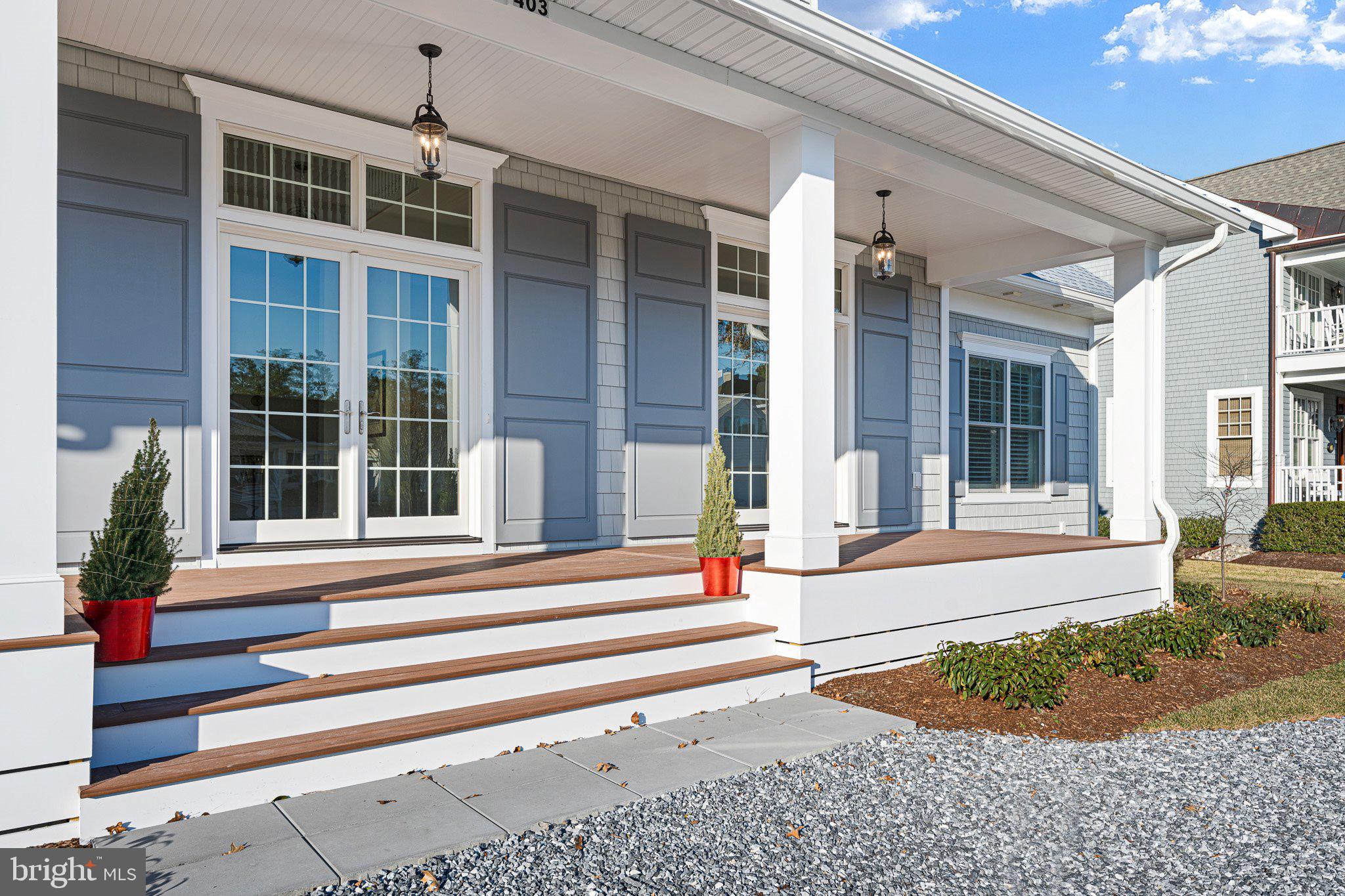 SALT POND - Residential