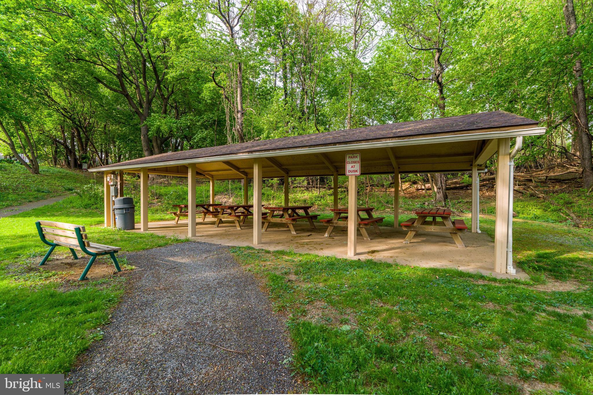 BEACON HILL - Residential