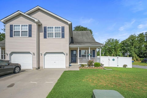 Townhouse For Sale - 32 Moriarty Street<br/> DOVER, DE 19901